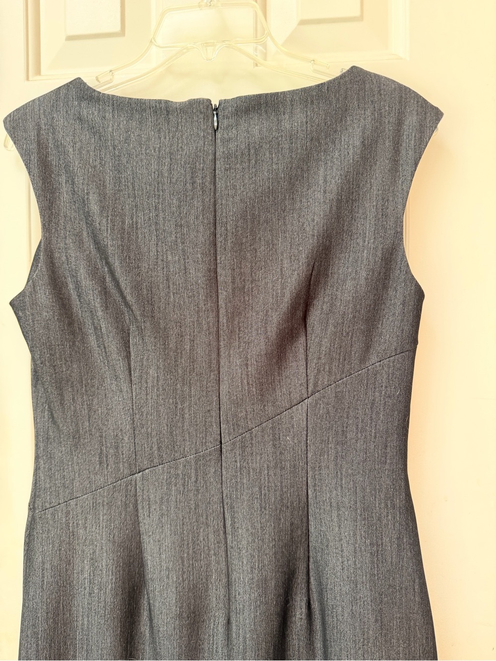 Calvin Klein Charcoal Sheath Dress, Professional Style, Font Pleating, Sz 6 - Picture 9 of 14